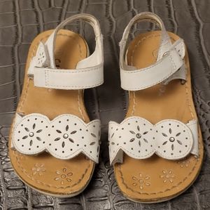 Circo leather white girls sandals  Size 7